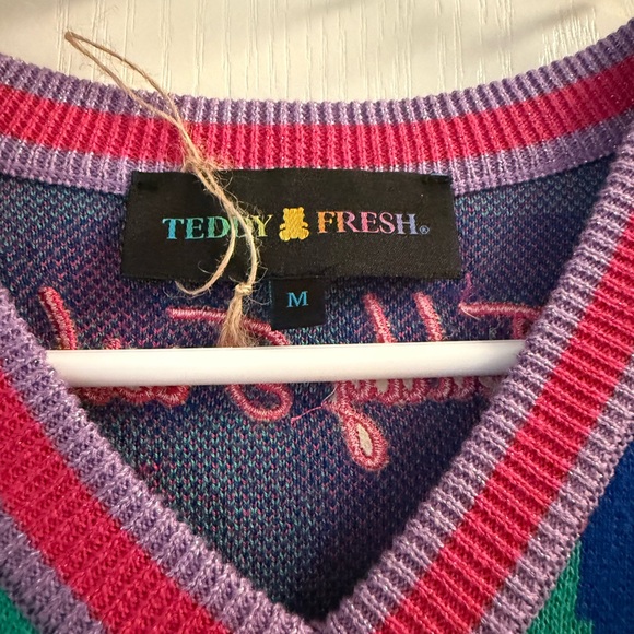 Colorful Leopard Print Vest - Picture 2 of 3